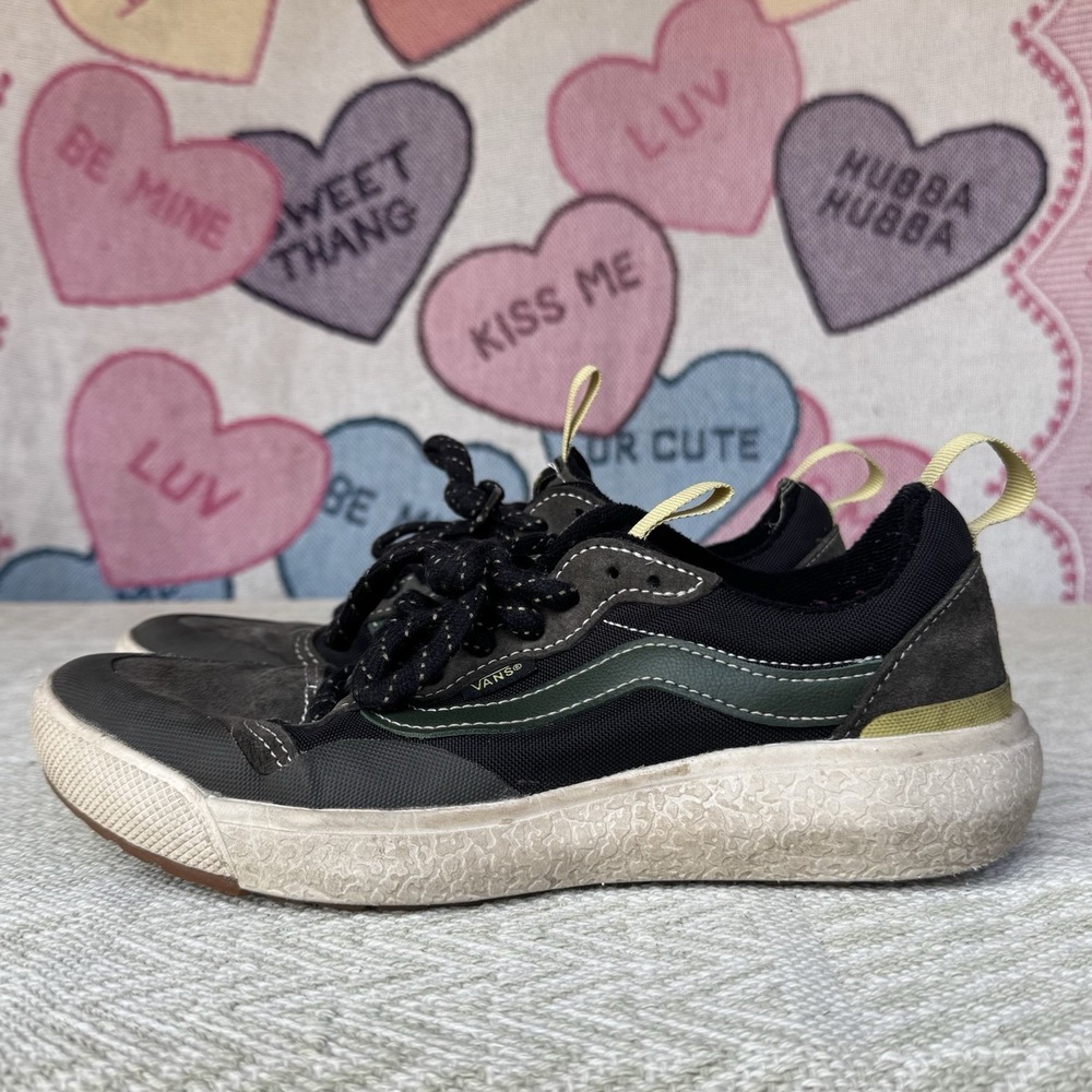 Size M6.5/W8 - VANS UltraRange Exo MTE Shoes Black Olive